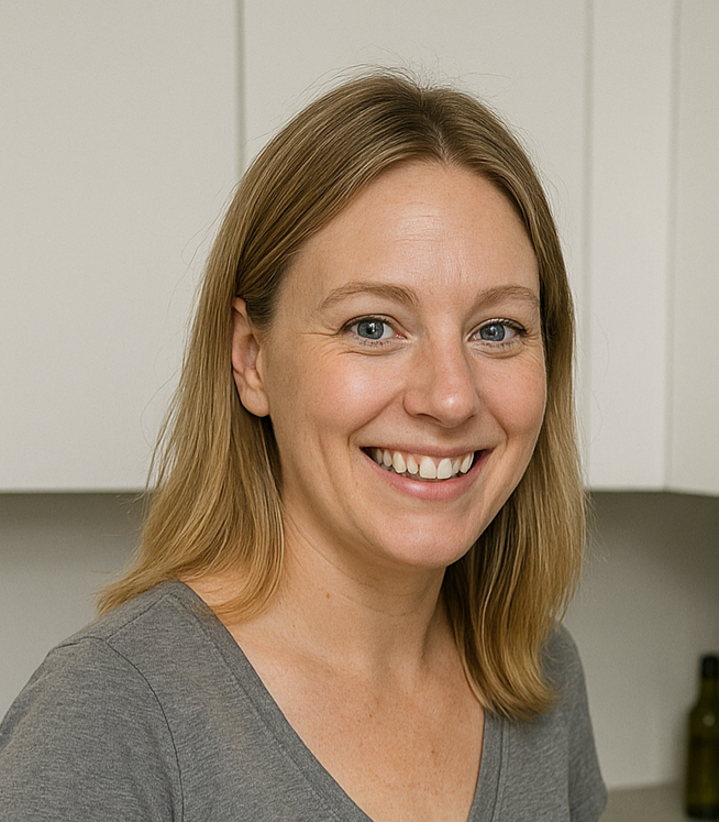 Sarah, Creator of Mama's Simple Recipes